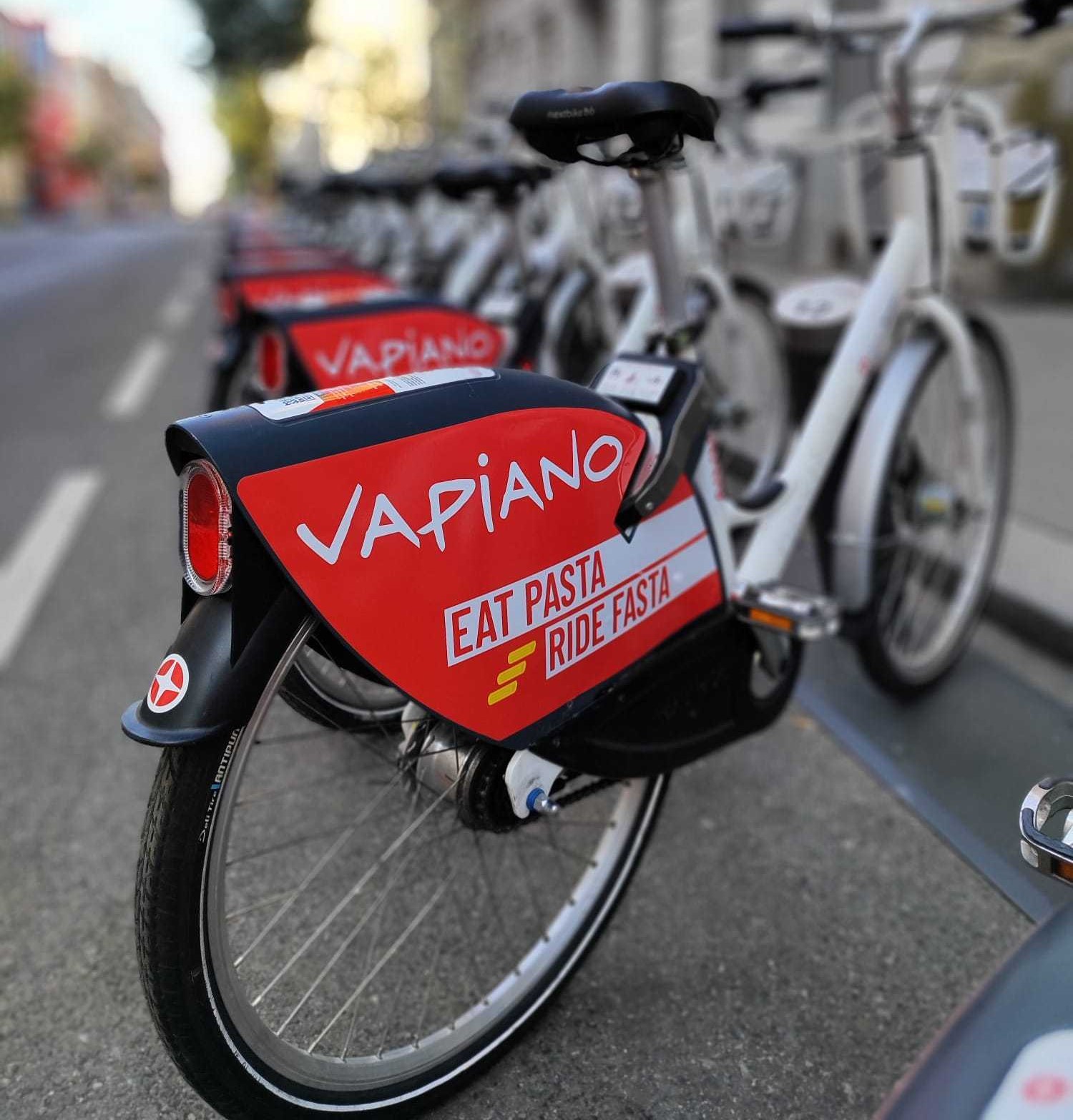 Eat Pasta, Ride Fasta: Vapiano campaign brings pleasure and speed to Vienna’s streets