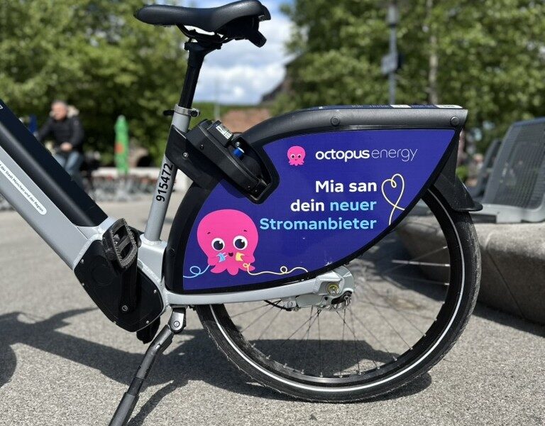 Octopus Kampagne auf myRadl Fahrrädern in München AdPanel